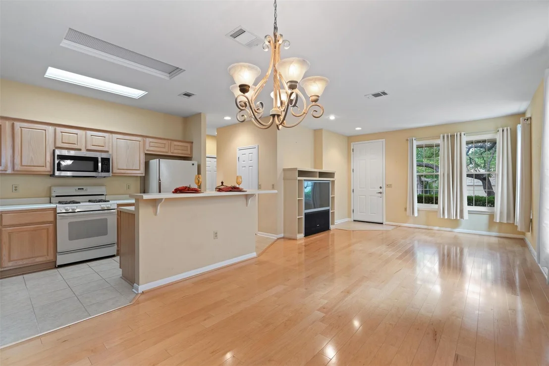Photo of 214 Whispering Wind DR