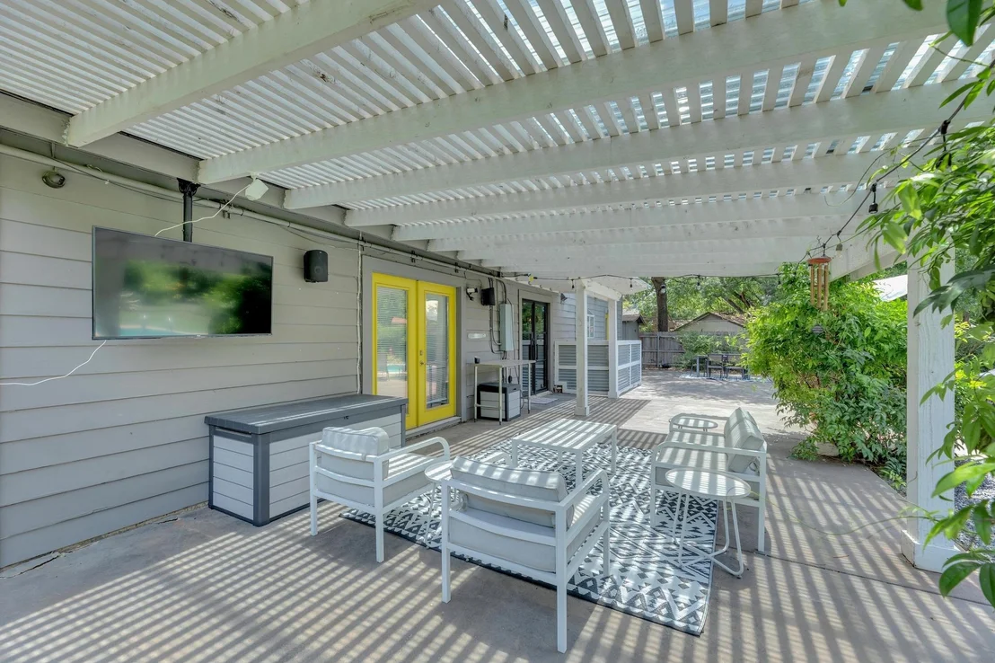 Photo of 6802 Pioneer PL
