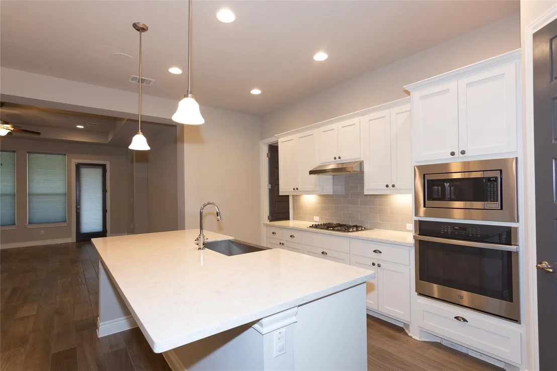Photo of 120 Split Oak DR