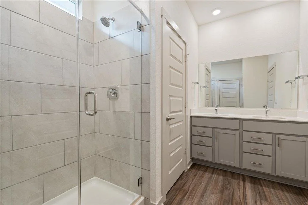 Photo of 7410 Sagira PATH