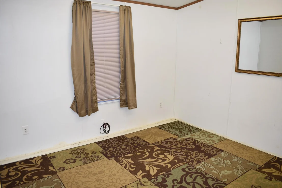 Photo of 129 Suzanne DR
