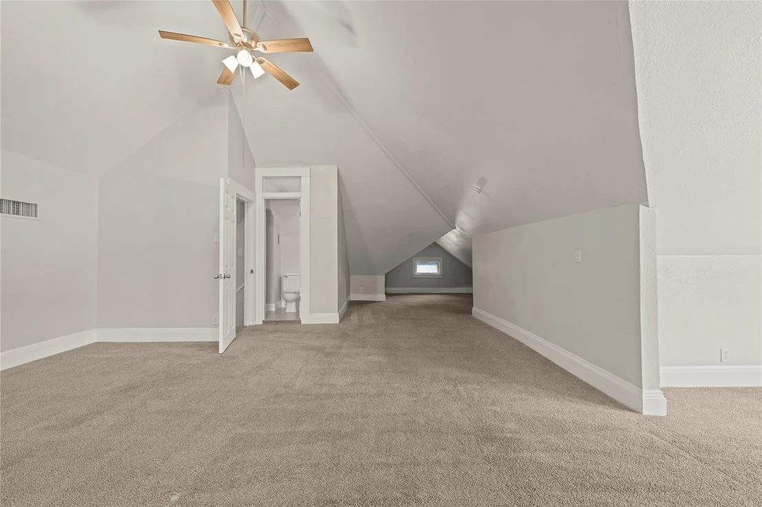 Photo of 803 N 3rd ST