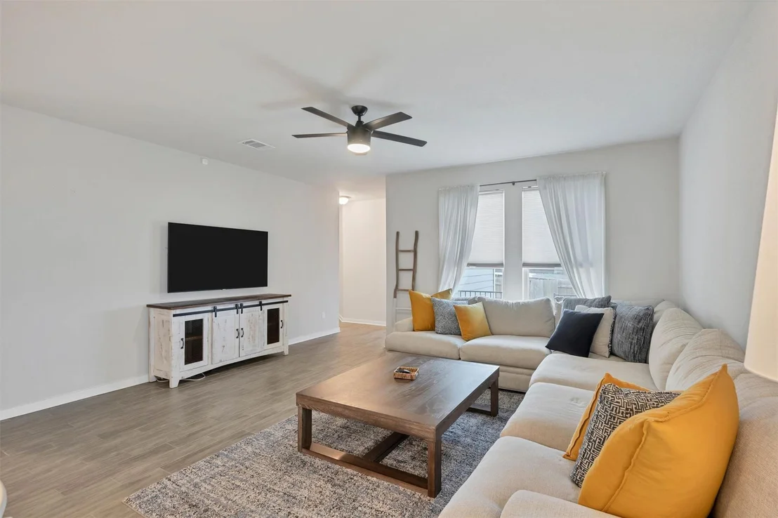Photo of 208 Trellis BLVD
