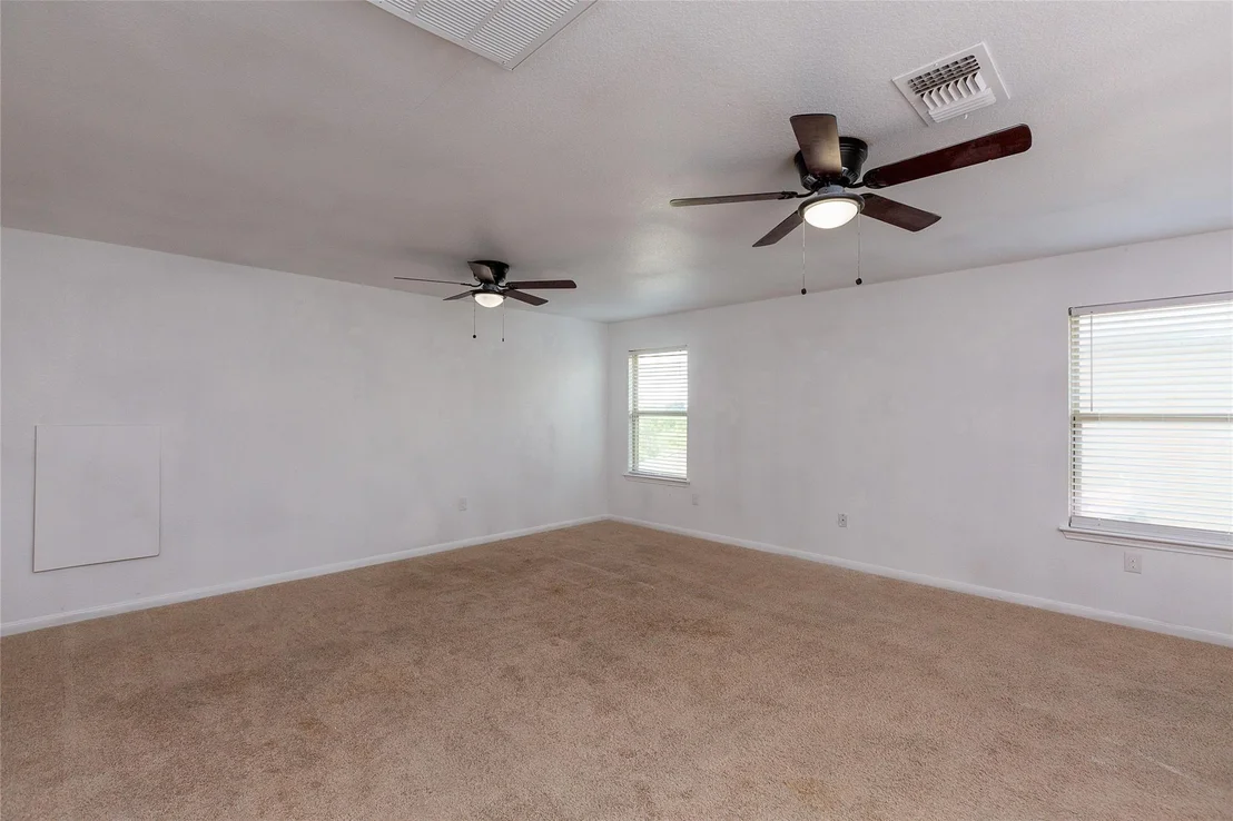 Photo of 614 Pinnacle DR