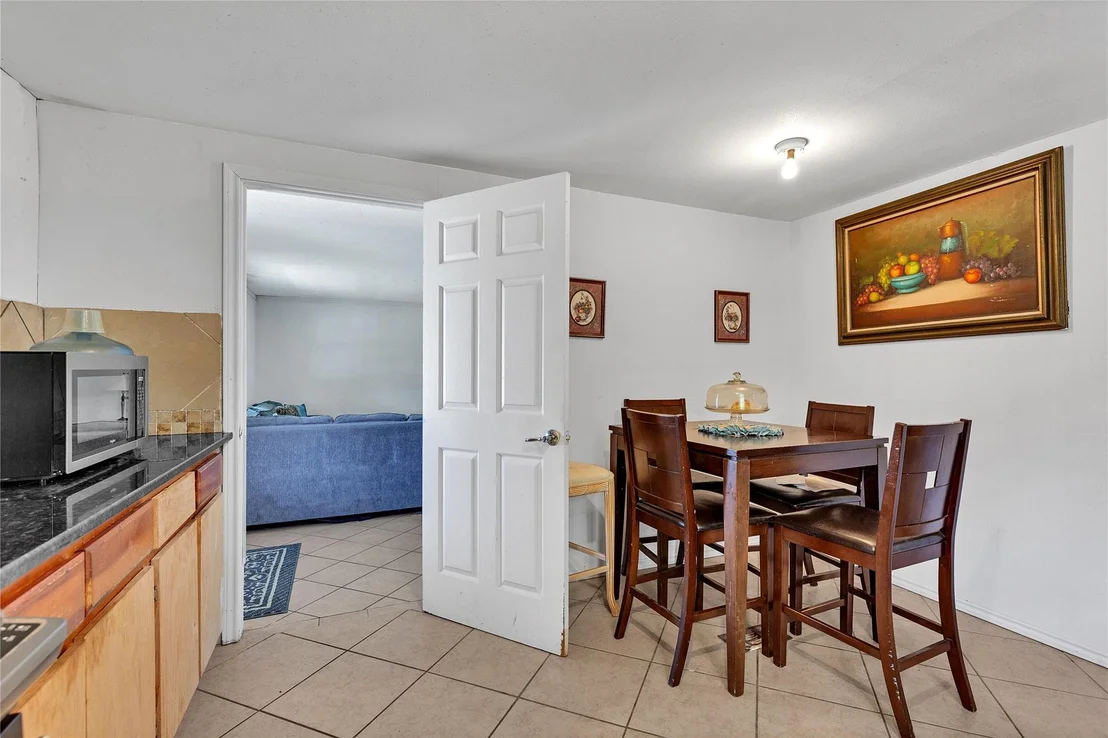 Photo of 101 E Ash ST
