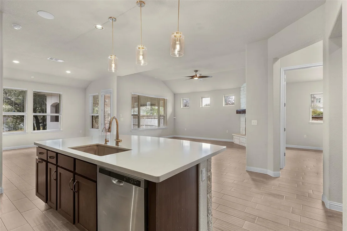 Photo of 700 Craven Hill LN