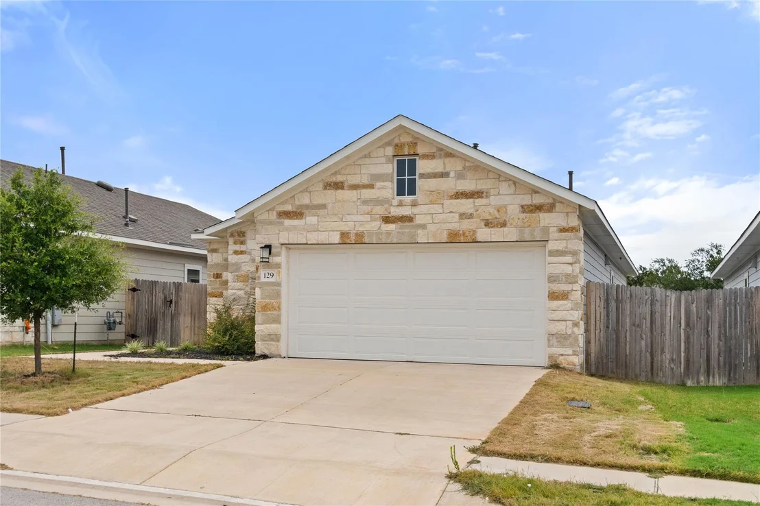 Photo of 129 Tall Grass DR