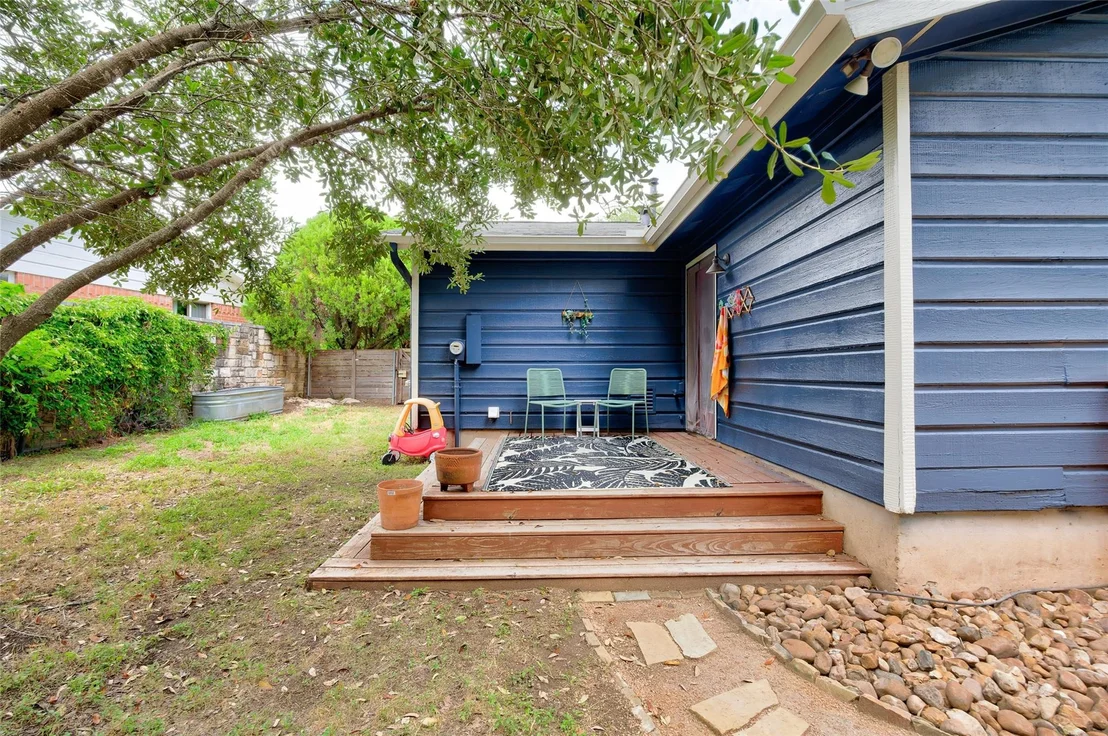 Photo of 805 Cardiff DR