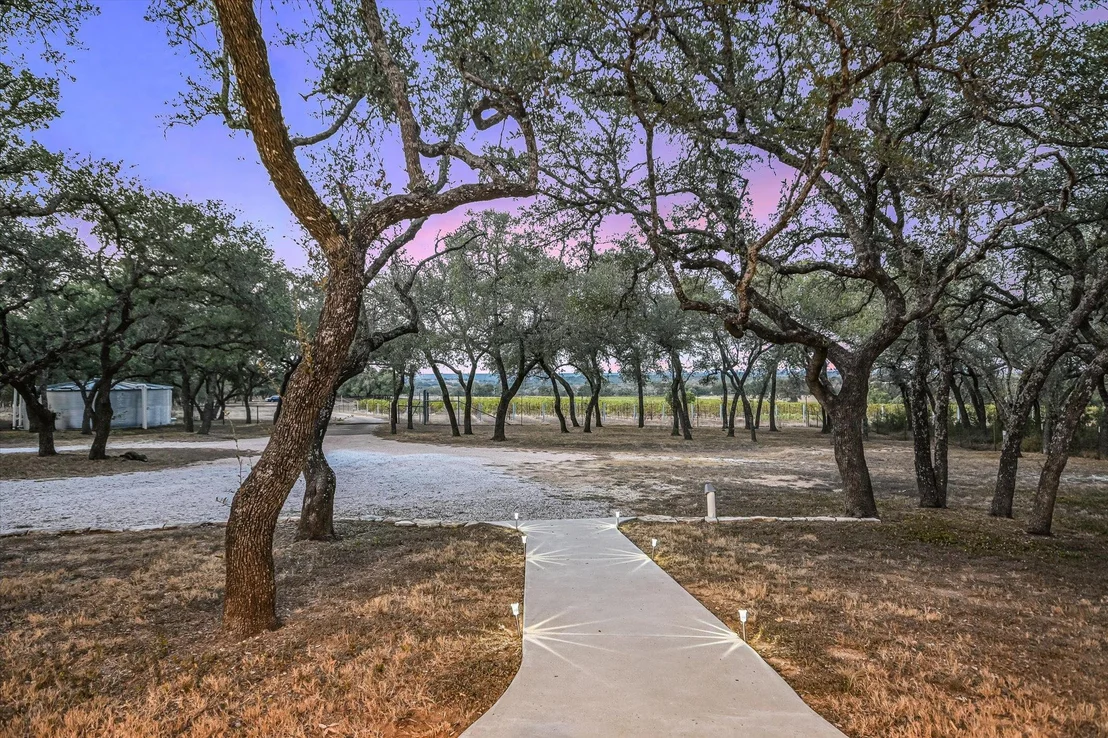 Photo of 878 Ranch Road 2766