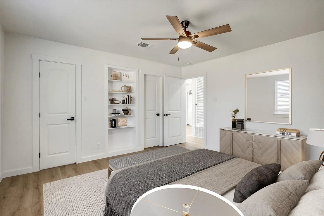 Photo of Unit B at 1402 Valleyridge CIR