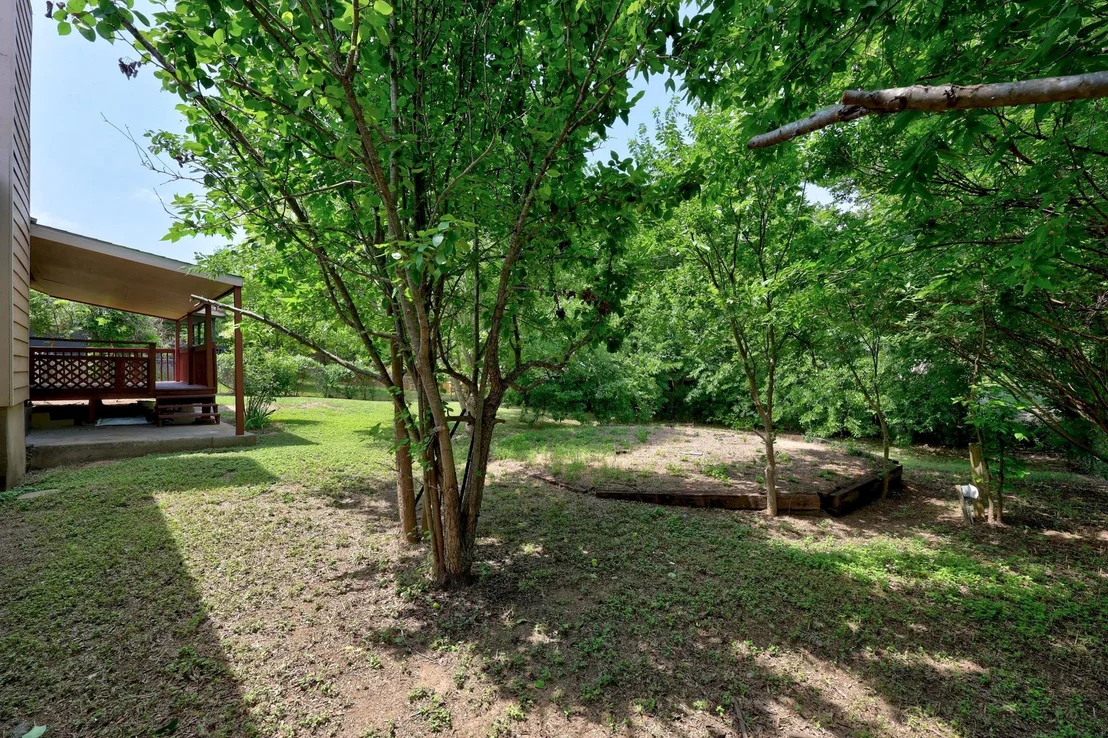 Photo of 2308 Stratford DR