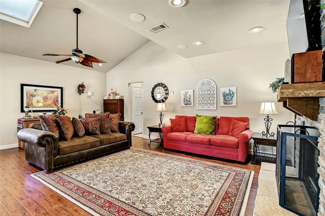 Photo of 103 McKay RD