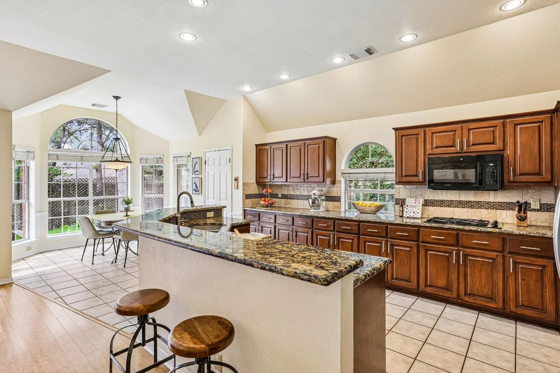 Photo of 3917 Trout DR