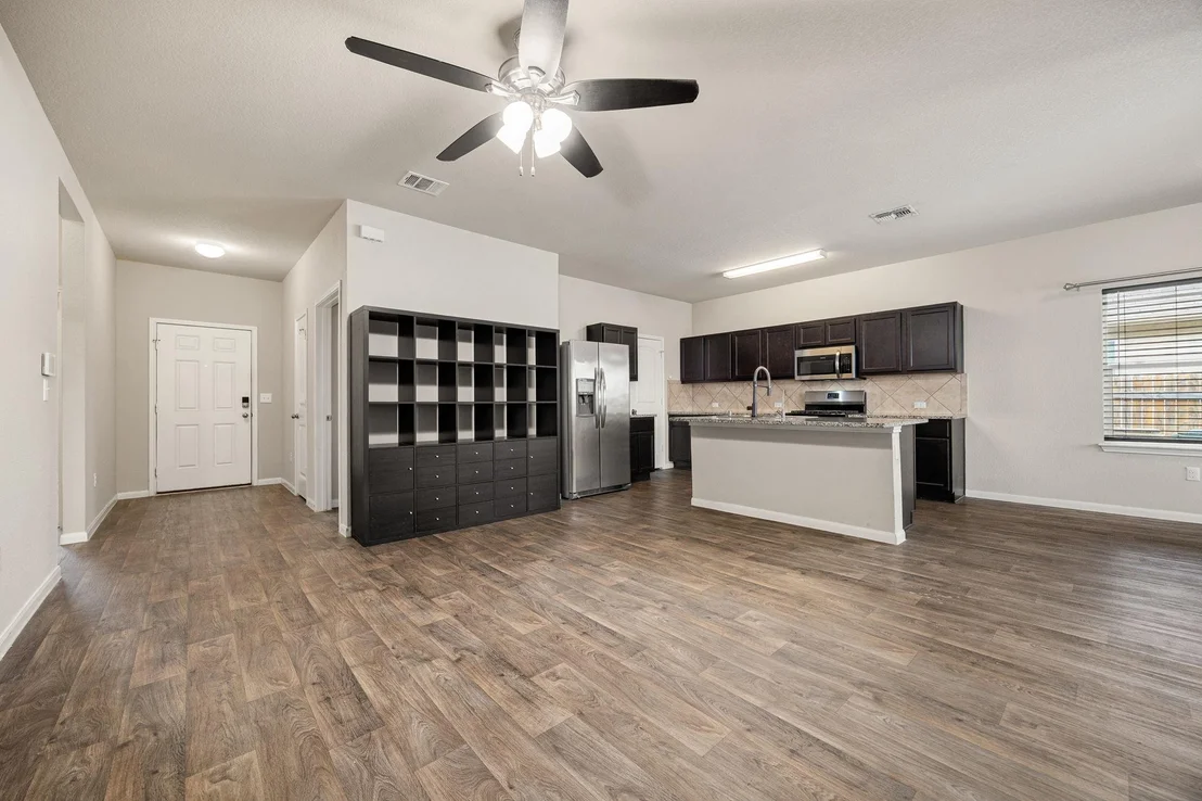 Photo of 152 Cibolo Creek DR
