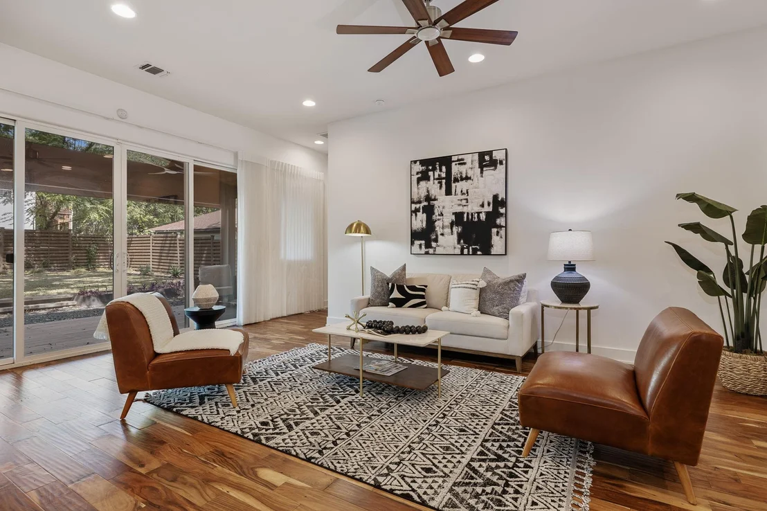 Photo of 1208 Kinney Ave