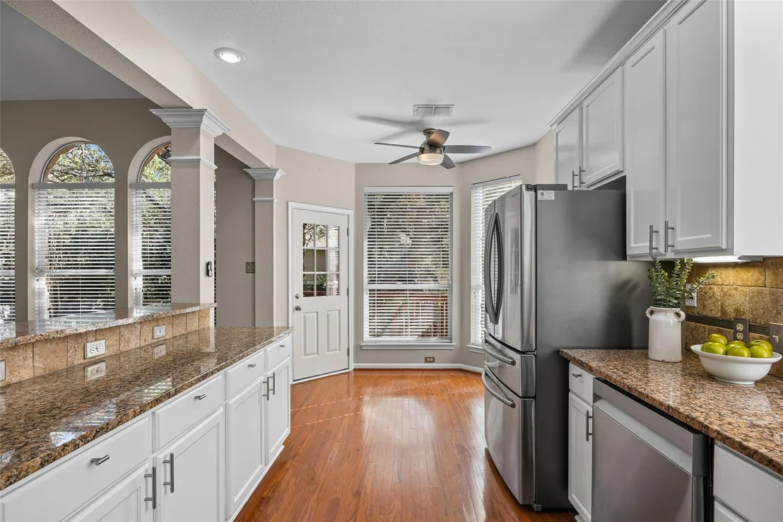 Photo of 6531 Clairmont DR