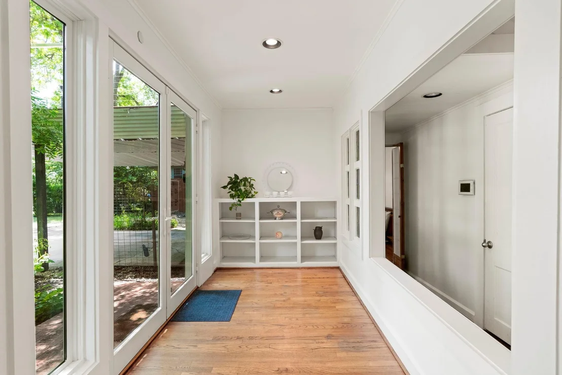 Photo of 3102 Hemphill PARK