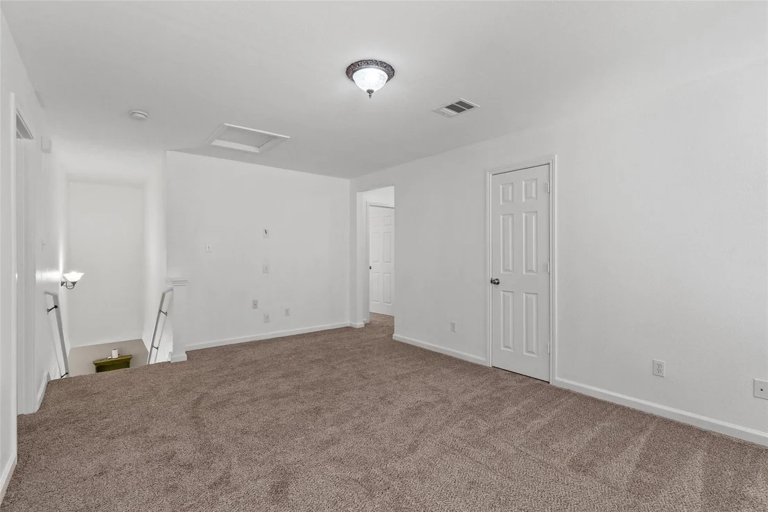 Photo of 4010 Kings Canyon DR