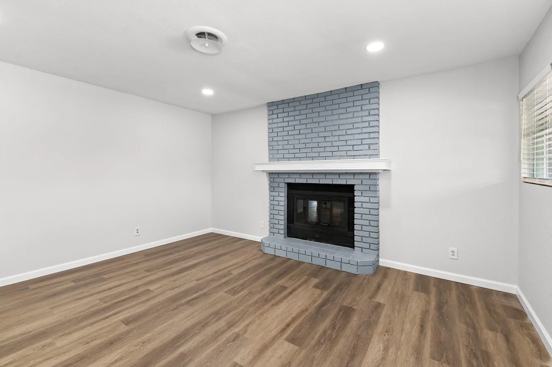 Photo of 1411 Violet Ave
