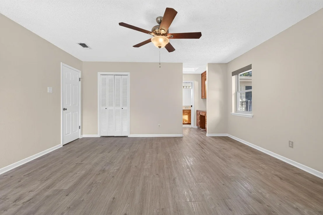 Photo of 381 County Road 4755