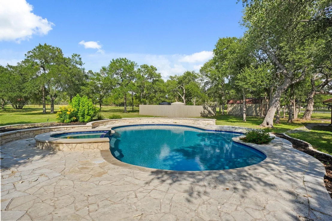 Photo of 176 Logan Ranch RD