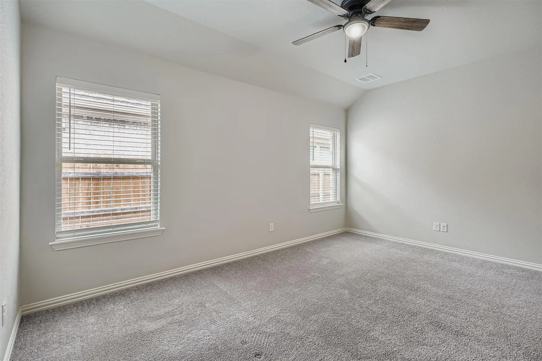 Photo of 603 Stonewood LN