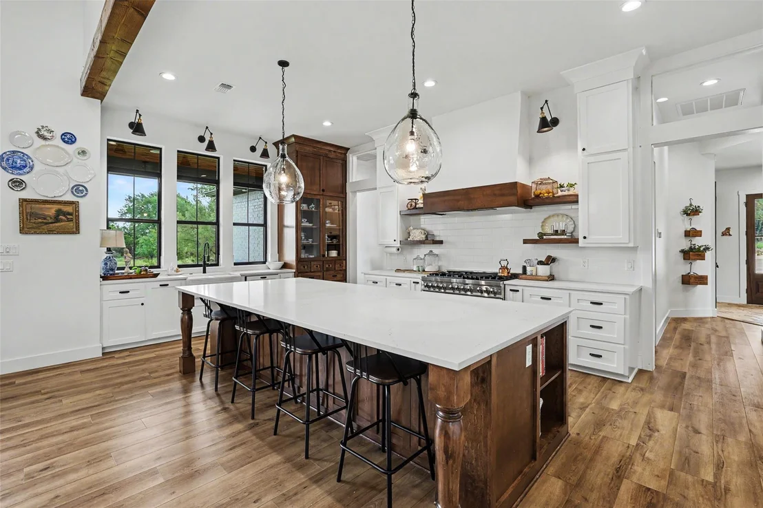 Photo of 7670 Shiny Top Ranch LN