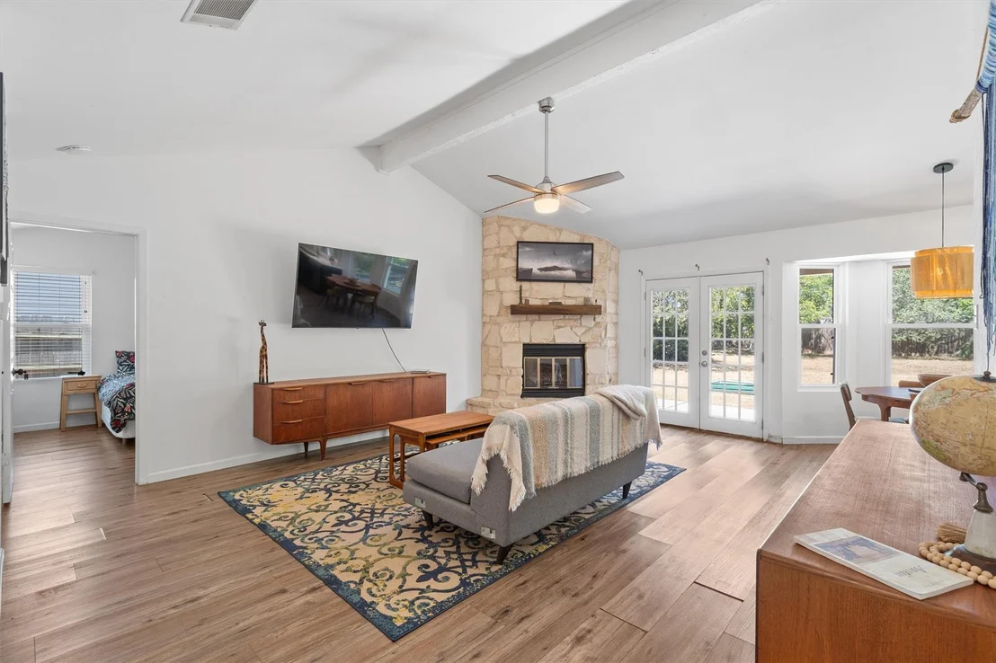 Photo of 705 Chestnut XING