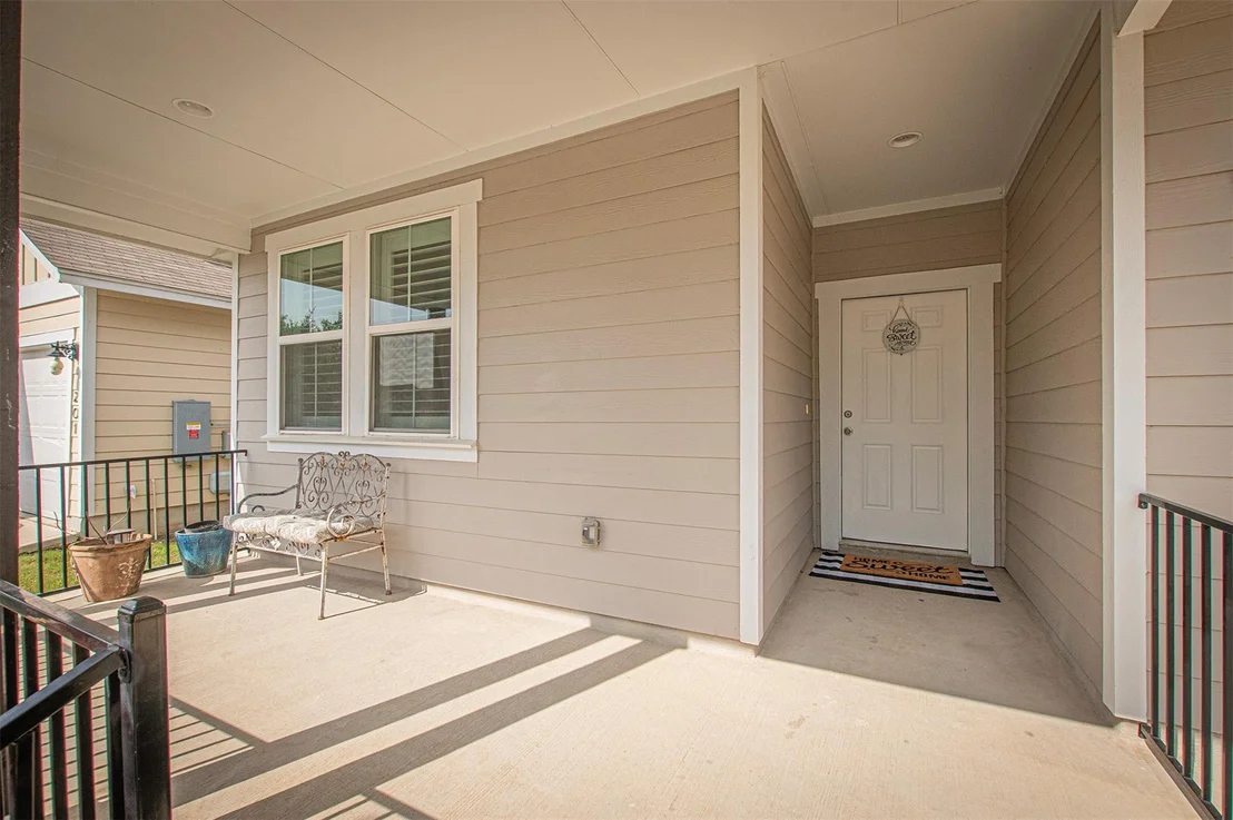 Photo of 205 Michaelis DR