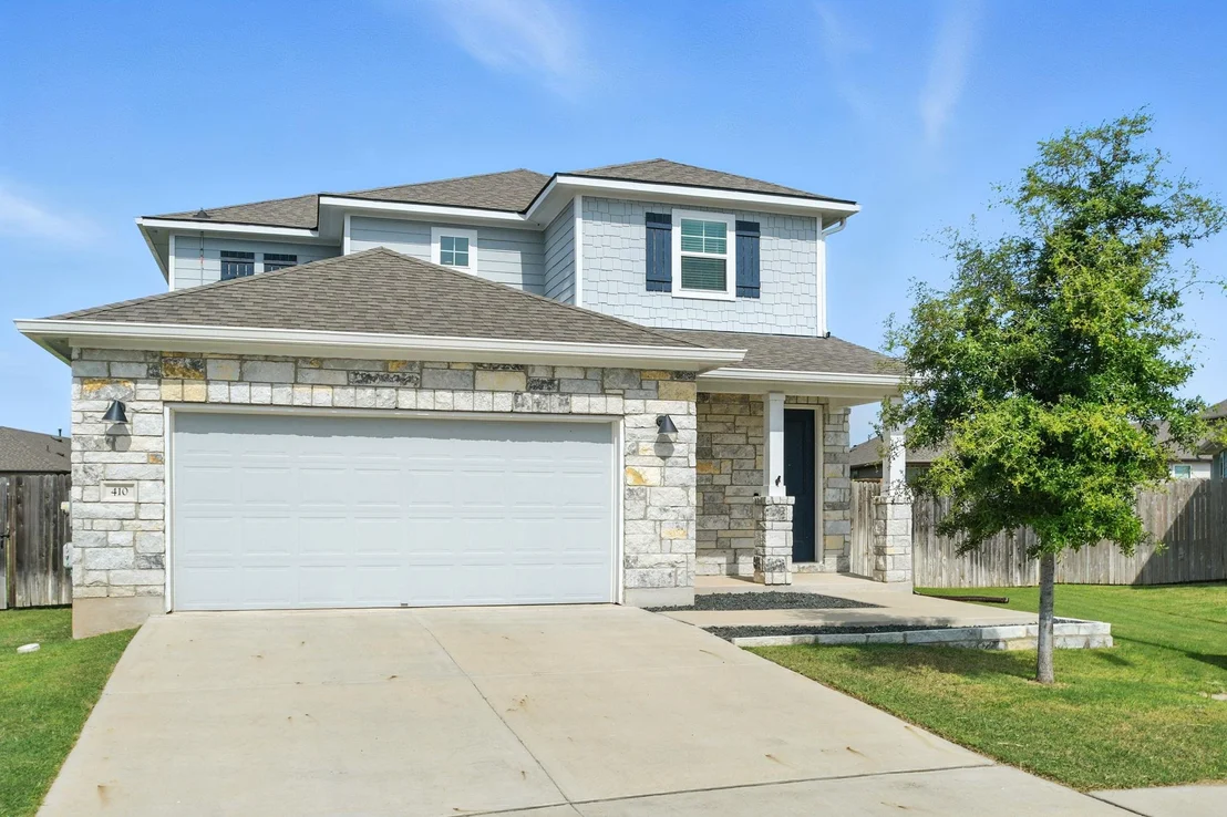 Photo of 410 Watercourse WAY