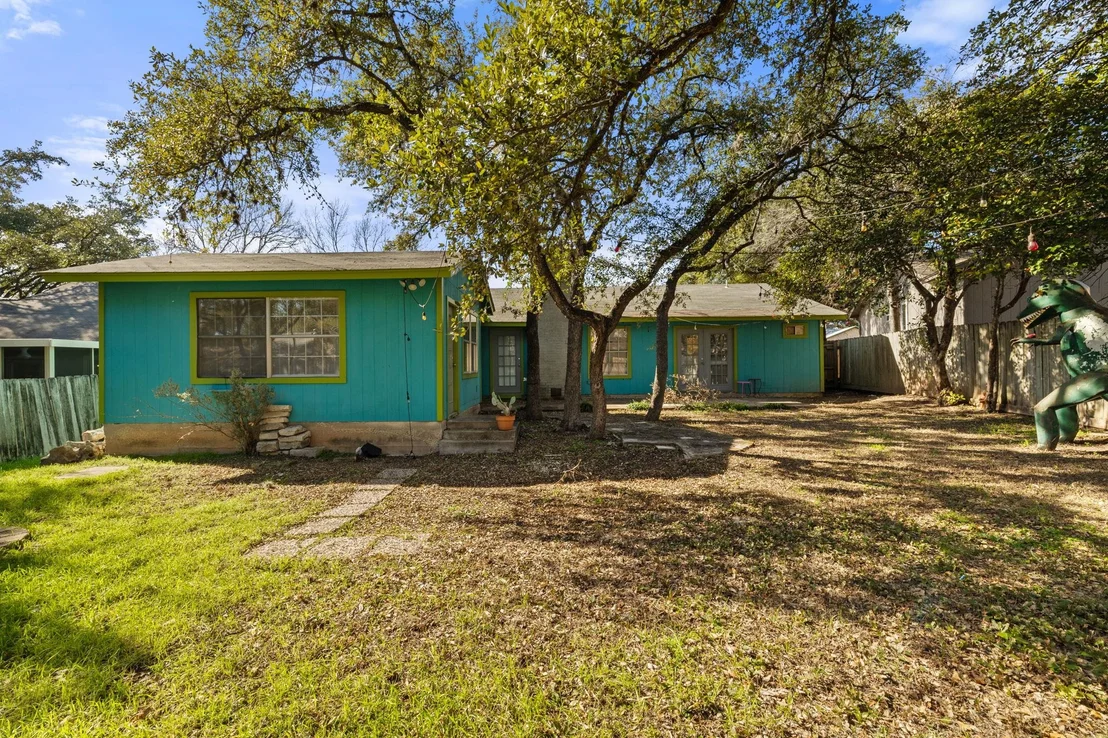 Photo of 7303 Loganberry DR