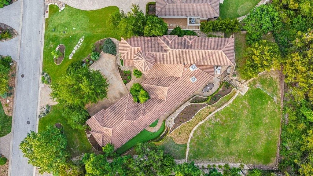 Photo of 4801 PECAN CHASE