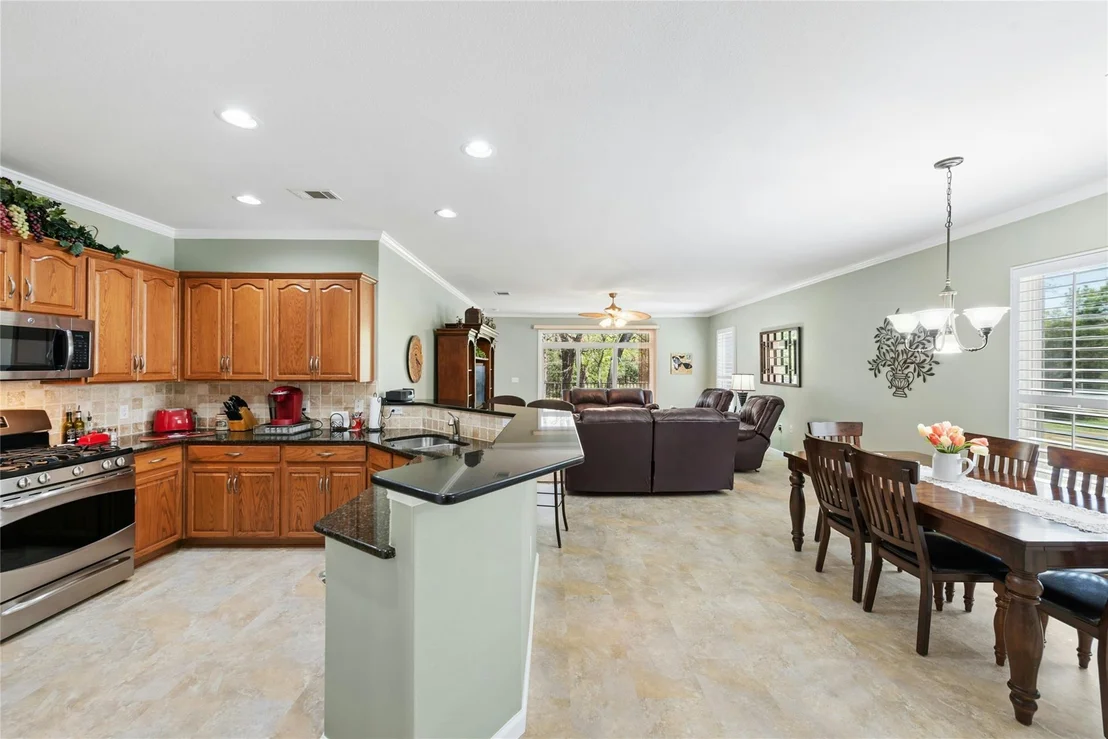 Photo of 213 Crockett LOOP