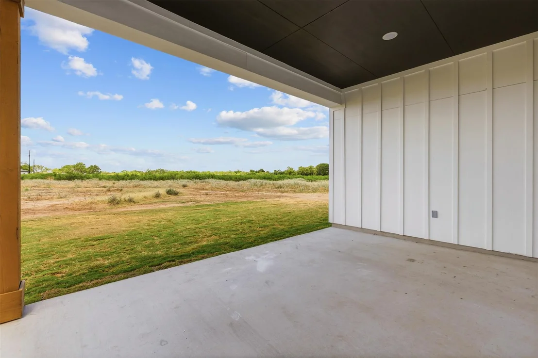 Photo of 1550 Barth Rd