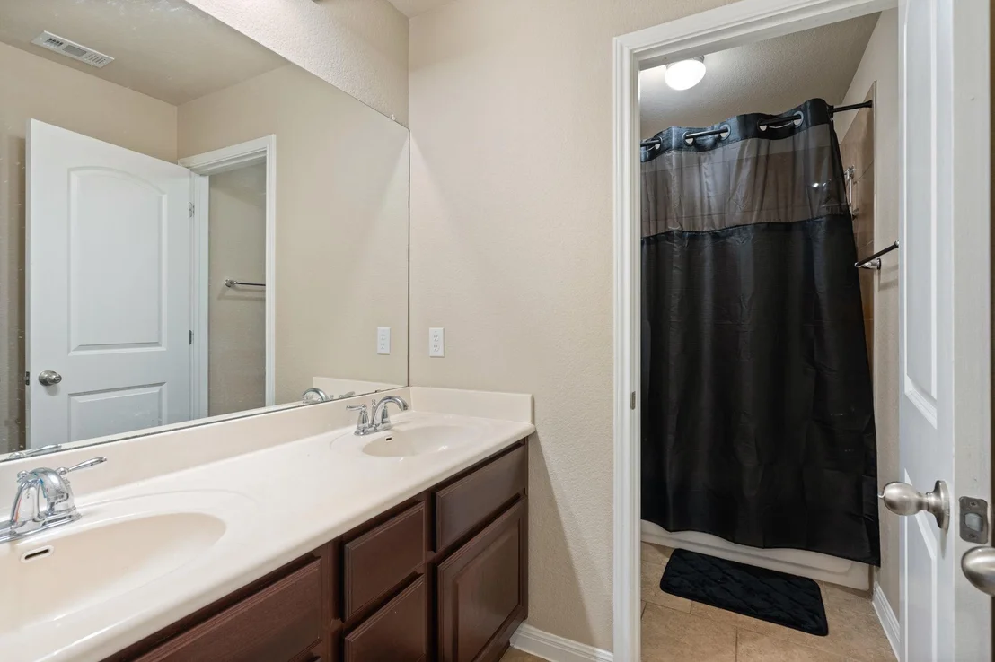 Photo of 2037 Herzog BLVD