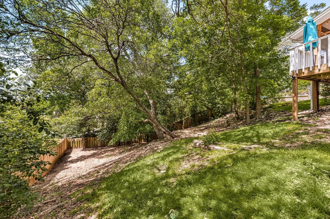 Photo of 5105 N Rim DR