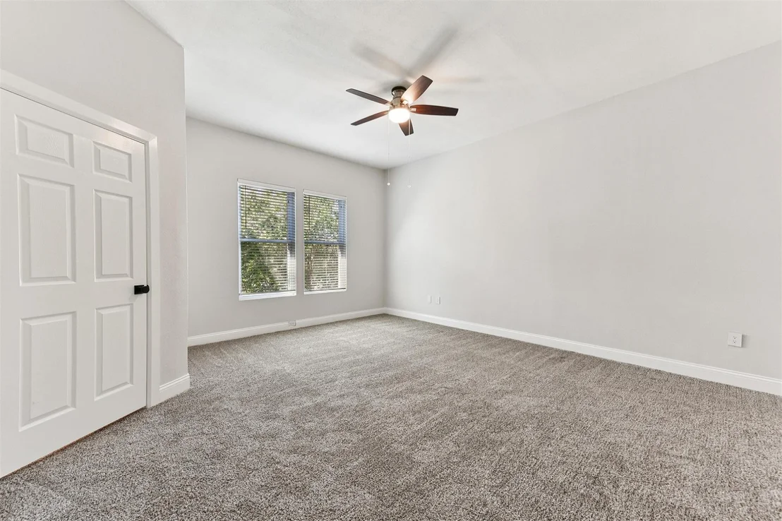 Photo of 12411 Hunters Chase DR