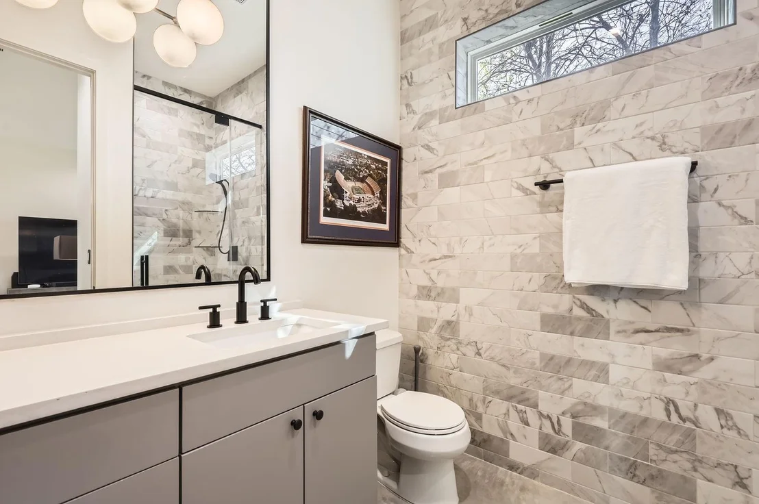 Photo of Unit 2 at 5001 Rob Scott ST