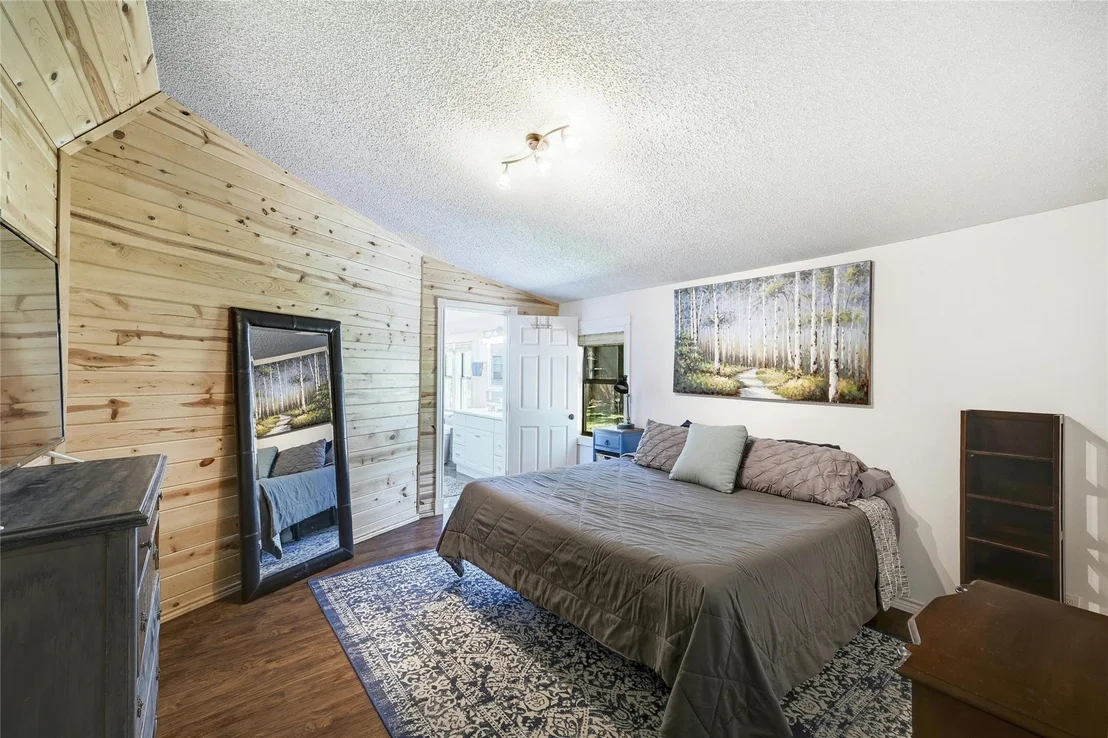 Photo of 1255 Rolling Oaks DR