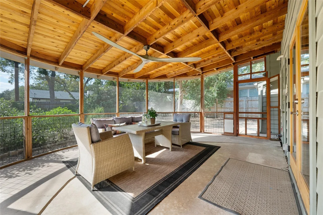 Photo of 6812 Pioneer PL