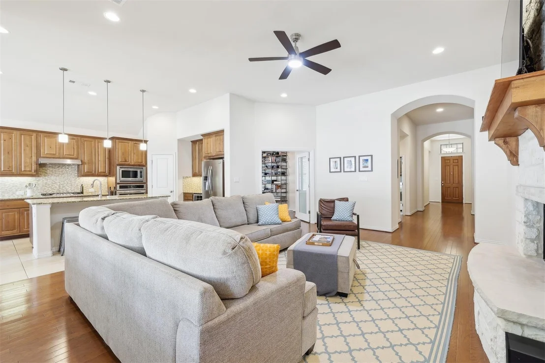 Photo of 303 Merion DR