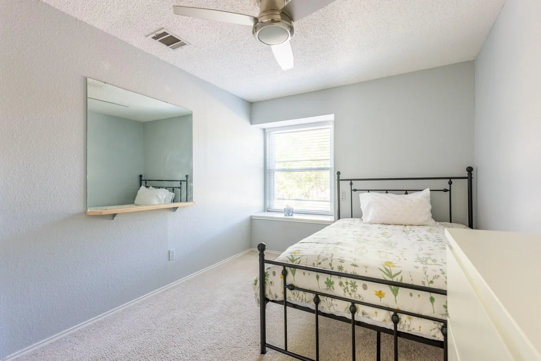 Photo of 2640 Piping Rock TRL