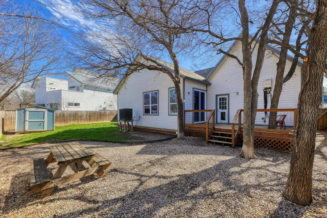 Photo of 1704 Webberville RD