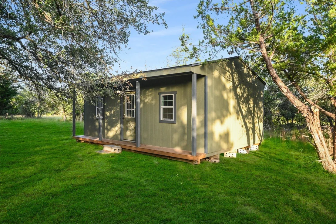 Photo of 465 Lloyd LN