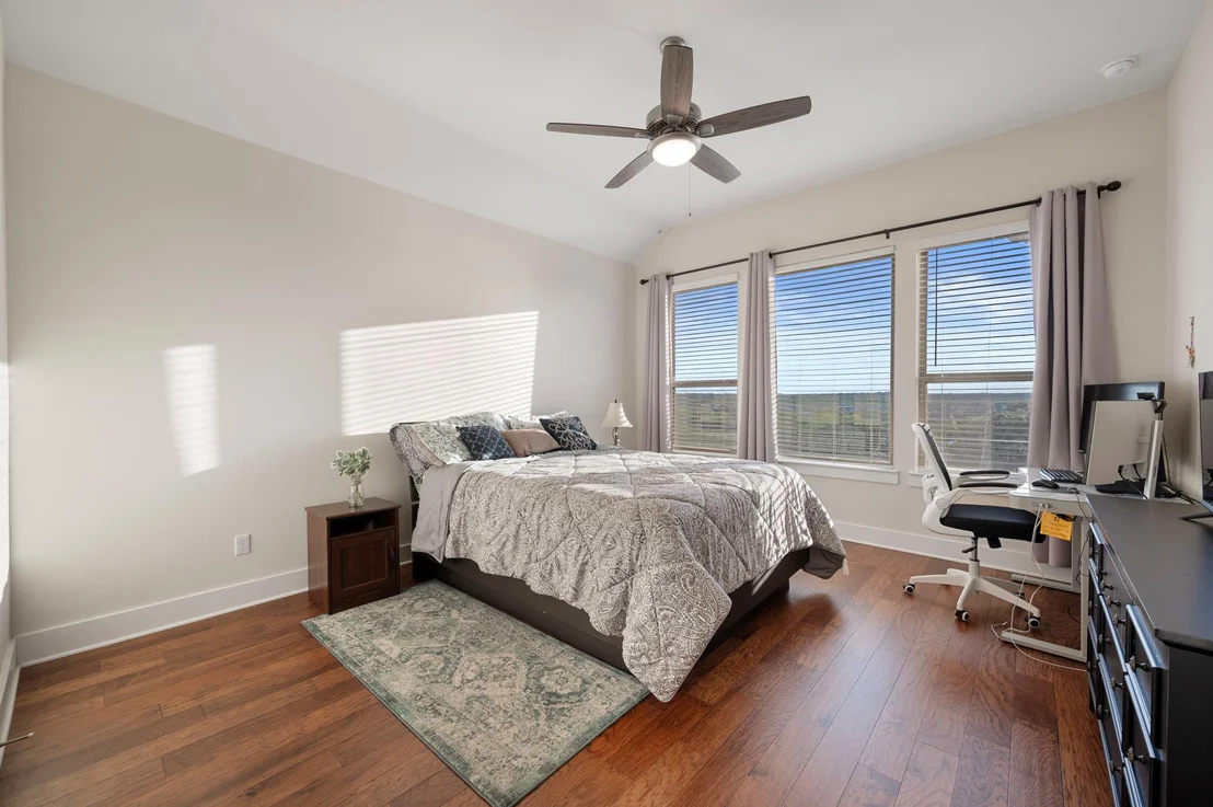 Photo of 344 Pisa LN