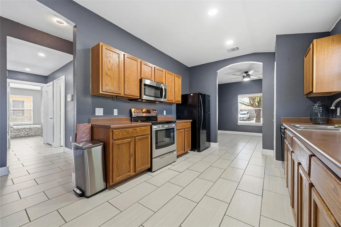 Photo of 12800 Sky Harbor DR