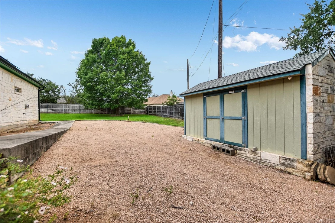 Photo of 1002 Madison CIR