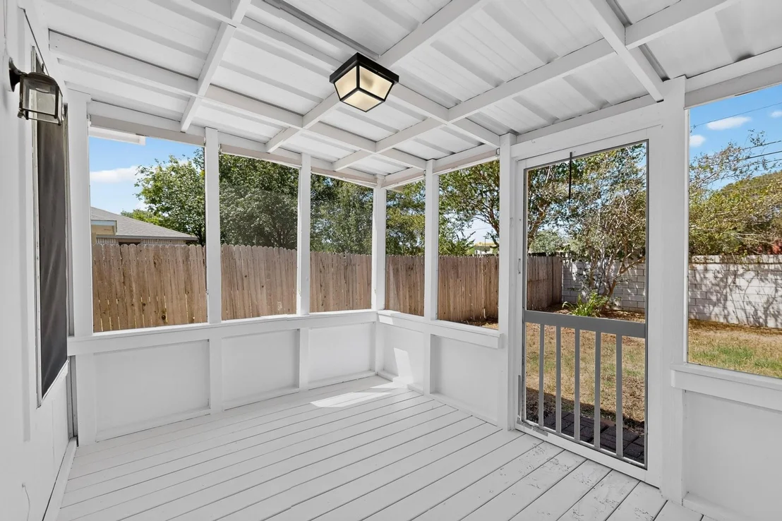 Photo of 1825 Friars Tale LN