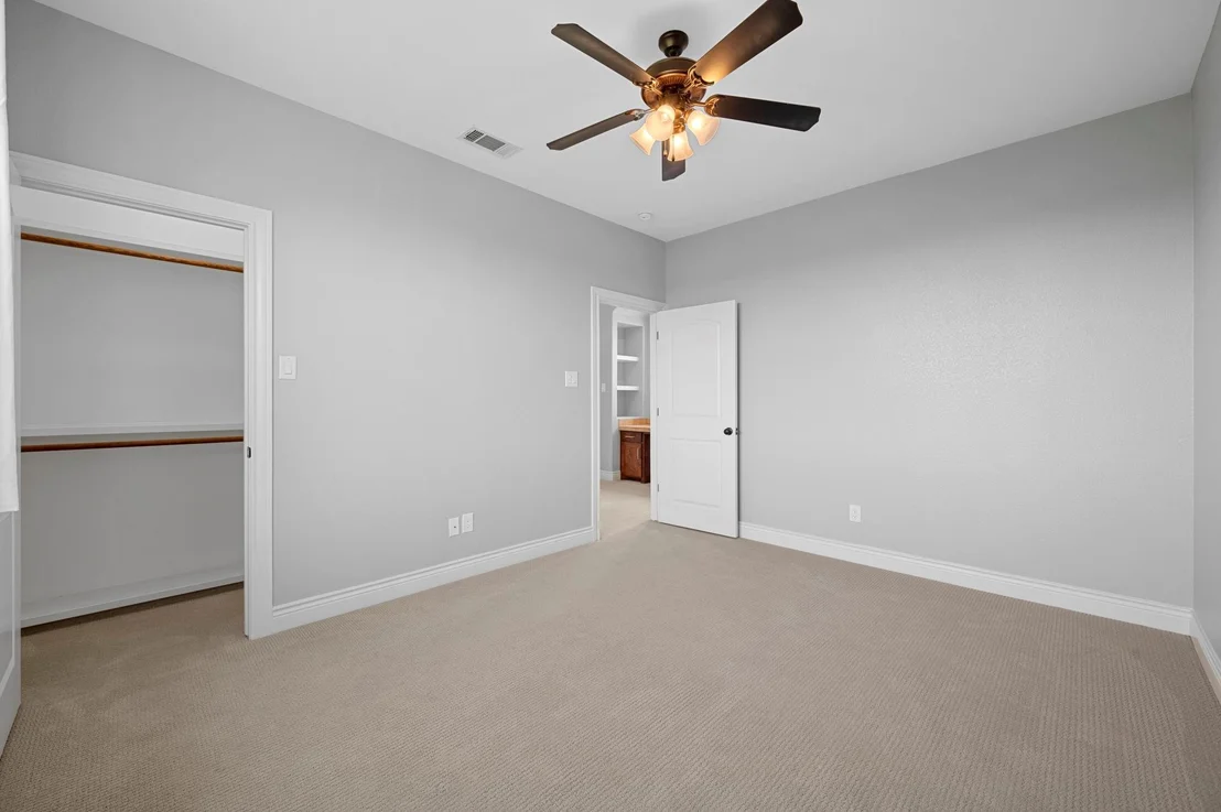 Photo of 2402 Eagle PT