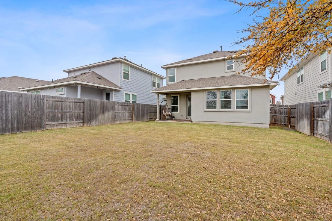 Photo of 152 Riverhill DR